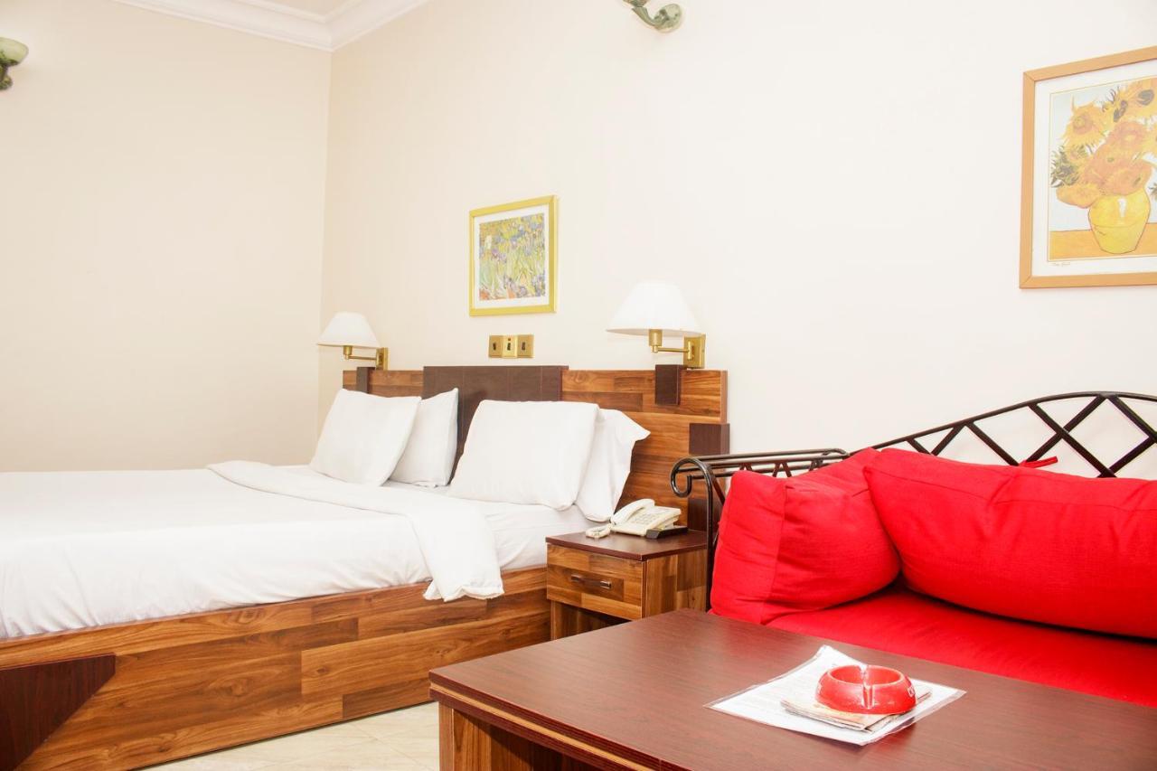 Bougainvillea Hotels Порт-Харкорт Экстерьер фото